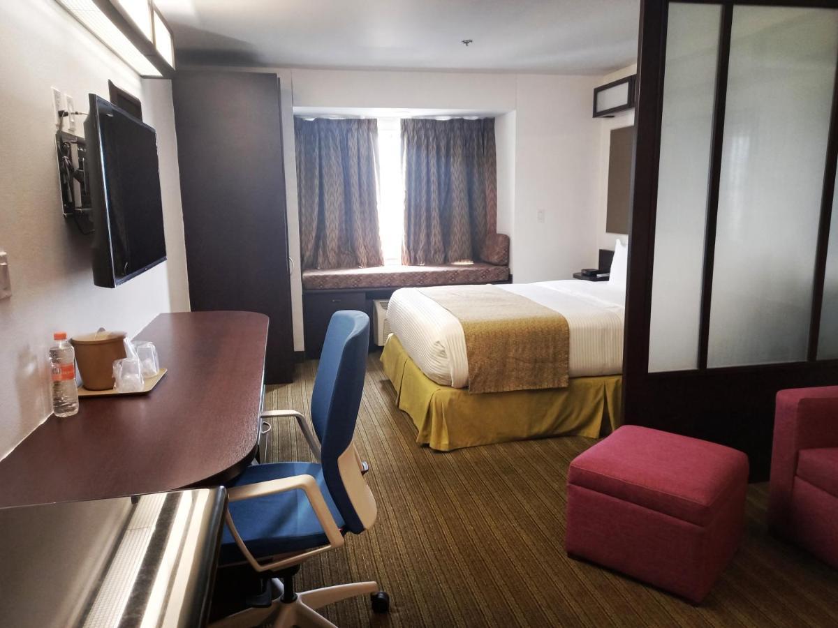 Microtel Inn And Suites By Wyndham Toluca Dış mekan fotoğraf
