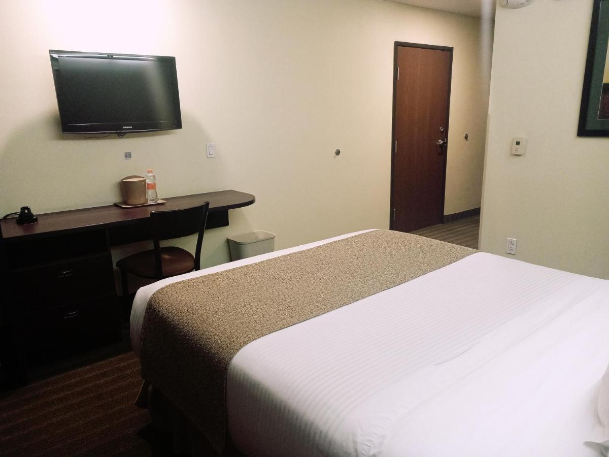 Microtel Inn And Suites By Wyndham Toluca Dış mekan fotoğraf