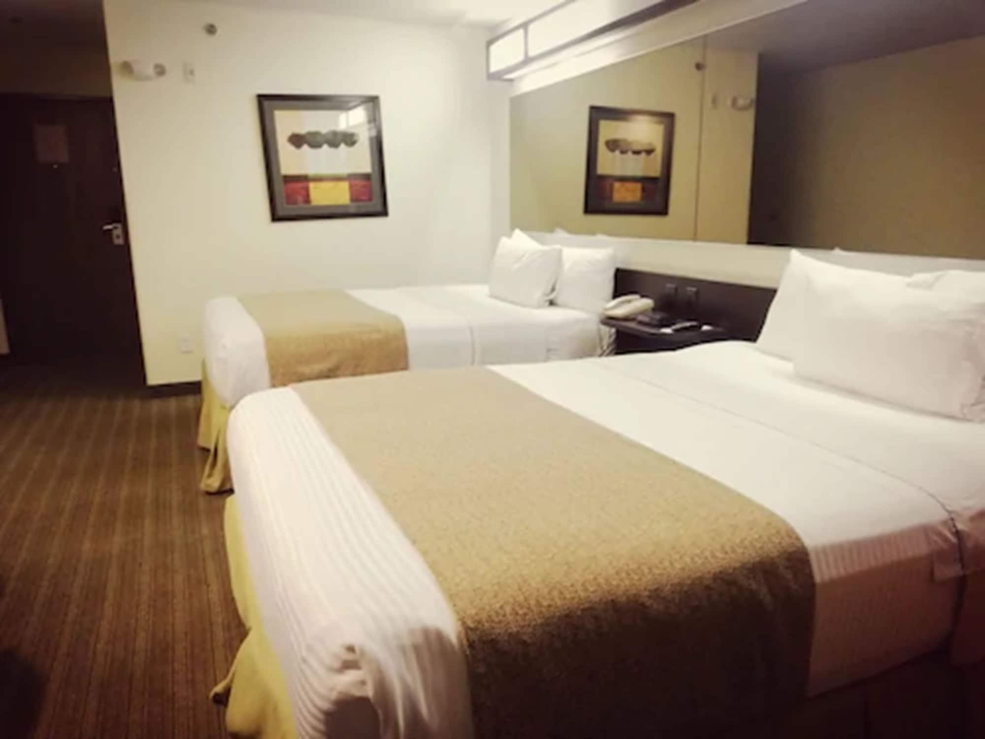 Microtel Inn And Suites By Wyndham Toluca Dış mekan fotoğraf