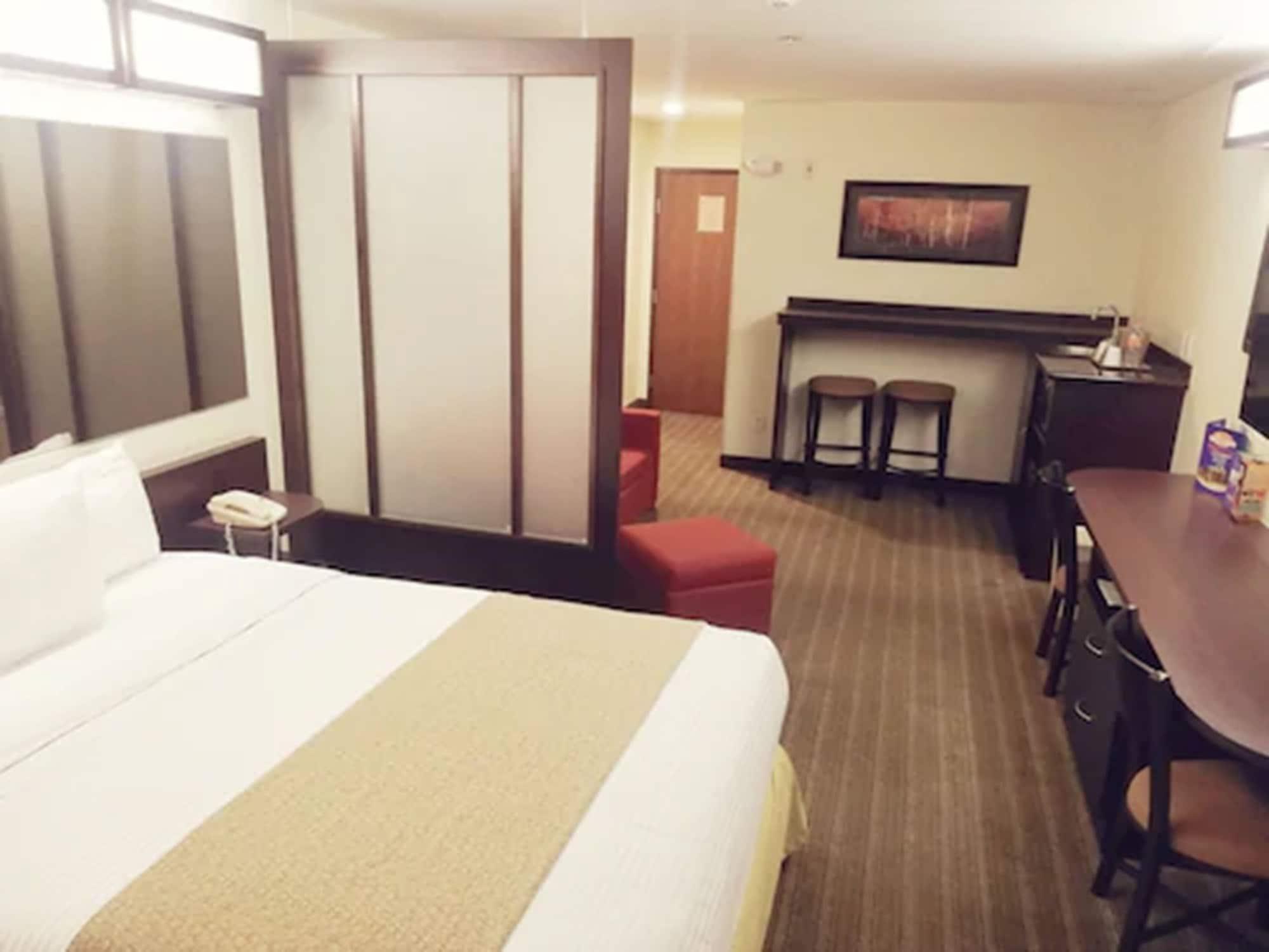 Microtel Inn And Suites By Wyndham Toluca Dış mekan fotoğraf